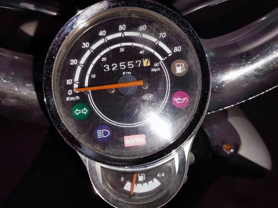 Aprilia mojito custom 49cc (80)