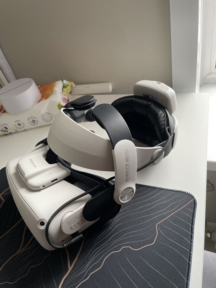 Meta Quest 2 128 Gb + BoboVR