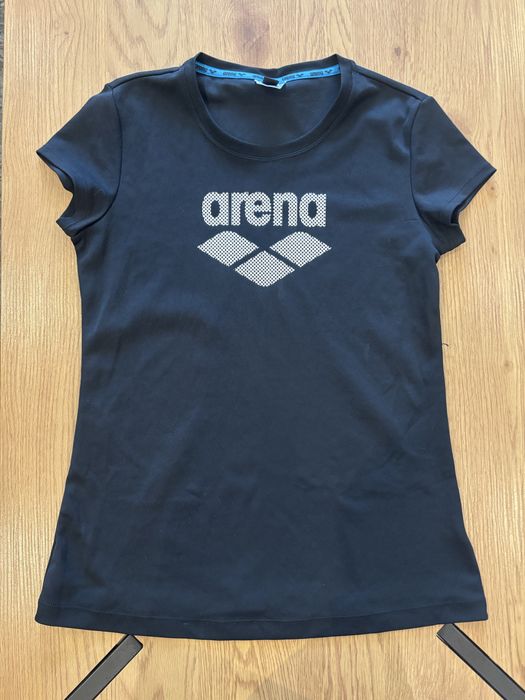 Тениски на Nike и Arena