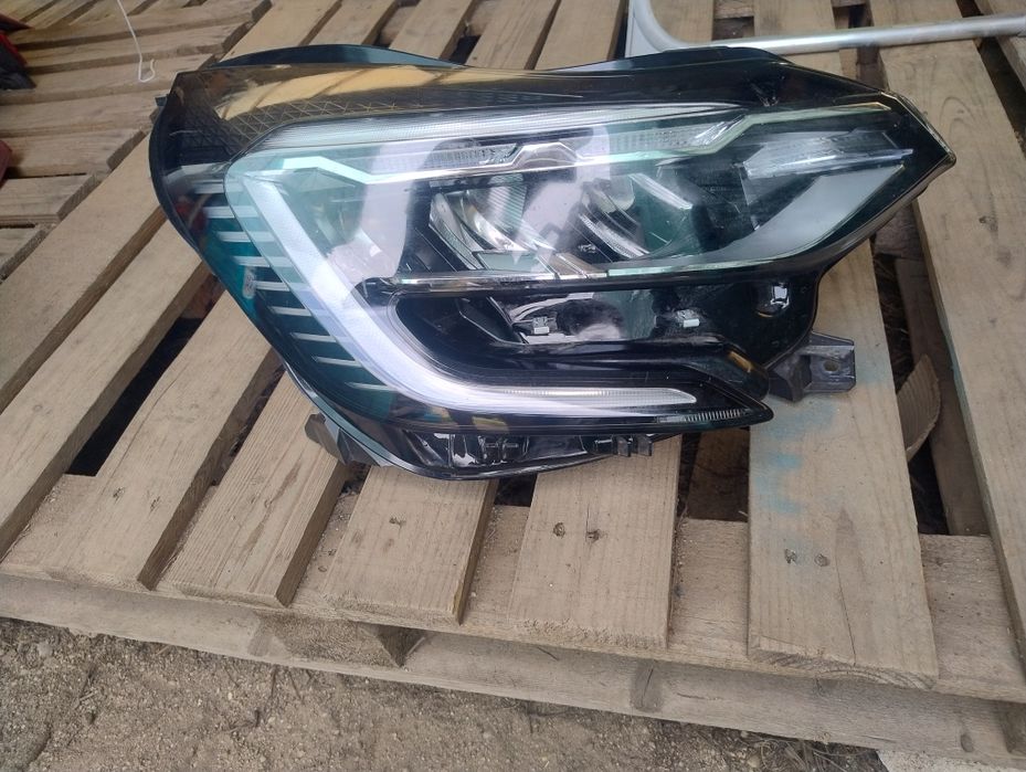 Faruri Renault Captur 2