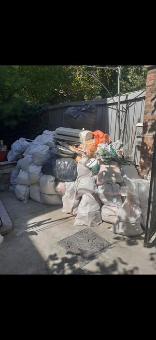 Debarasari non stop. Ofer factura la cerere