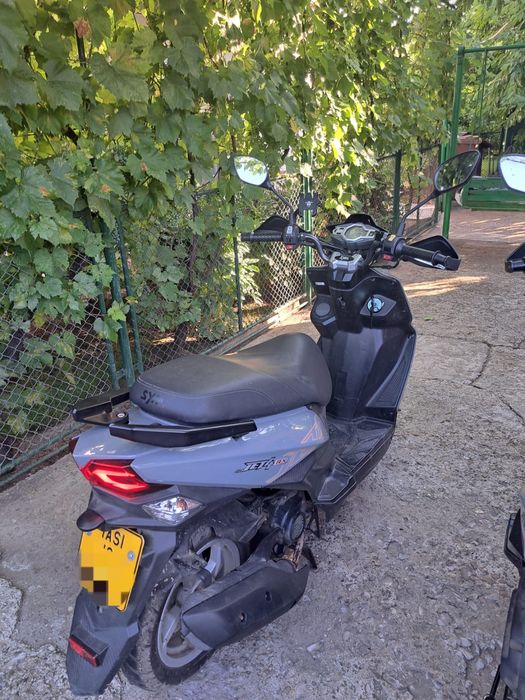LICHIDARE STOC, vanzare SCUTERE sym jet 4rx, 49cc, cat B