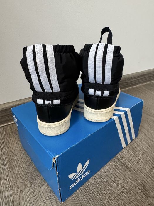 Детски апрески Adidas