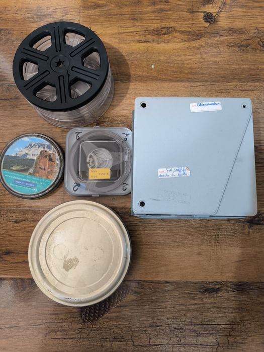 Role cu film de 8mm