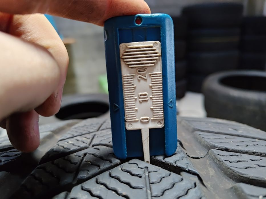 4 Cauciucuri 266 35 R21 Pirelli