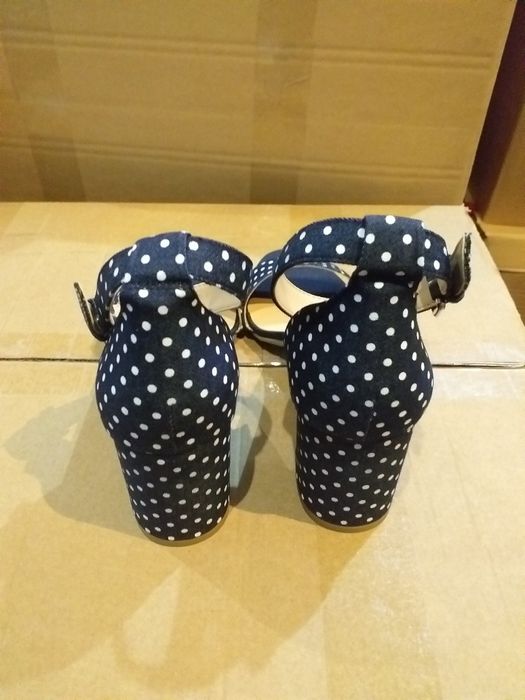 Sandale cu toc noi Graceland