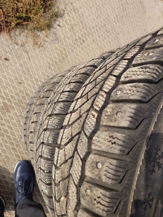 Продам зимние шины