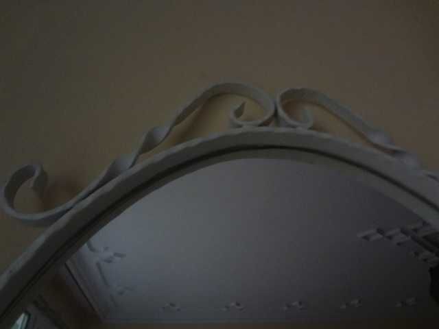 Винтидж огледало с метална рамка