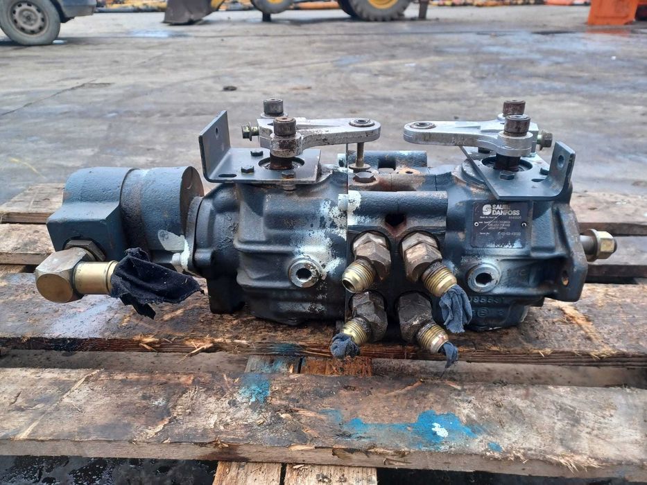 Pompa hidraulica Bobcat MPT044D , Bobcat 763 , 773 , 783