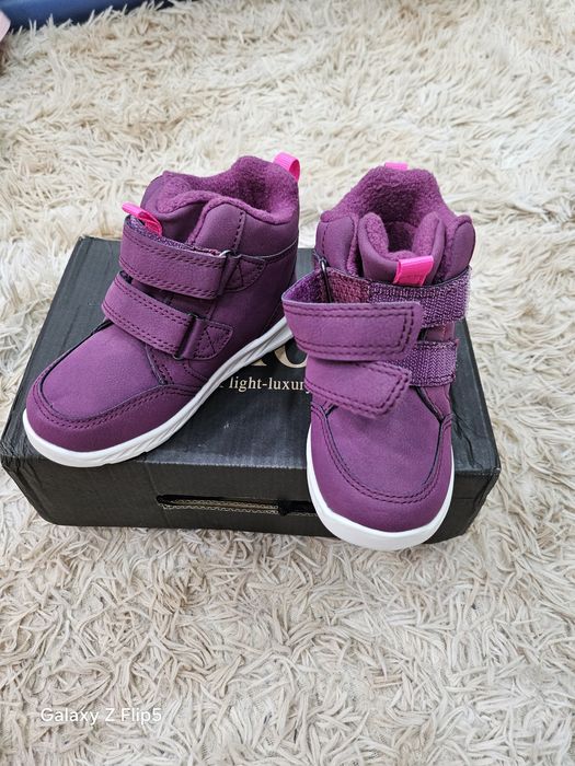 Новые детские ботинки 26р