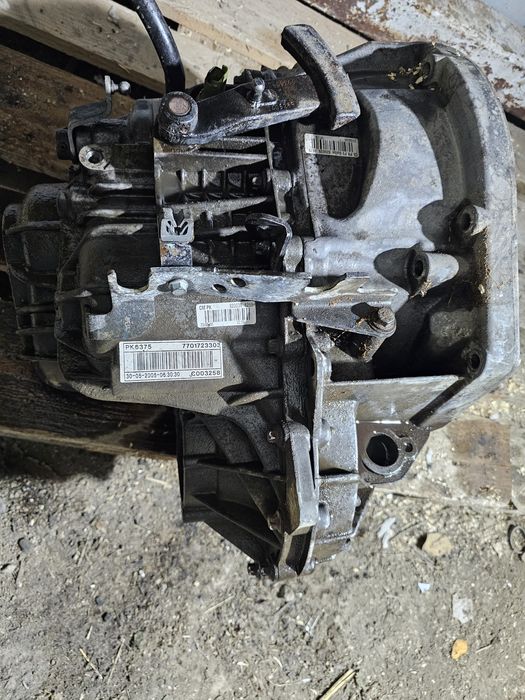 Cutie viteza renault trafic vivaro primastar