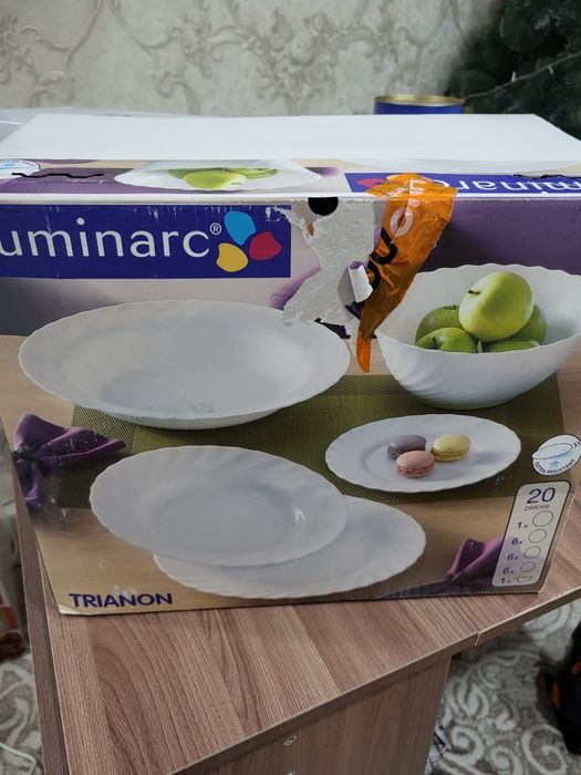 Продам новые наборы небьющейся посуды.