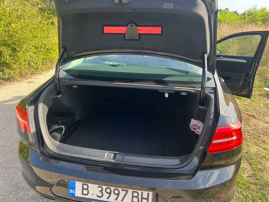 Цвят: Черен
Продава се Volkswagen Passat 2.0 TDI 150 к.с.,