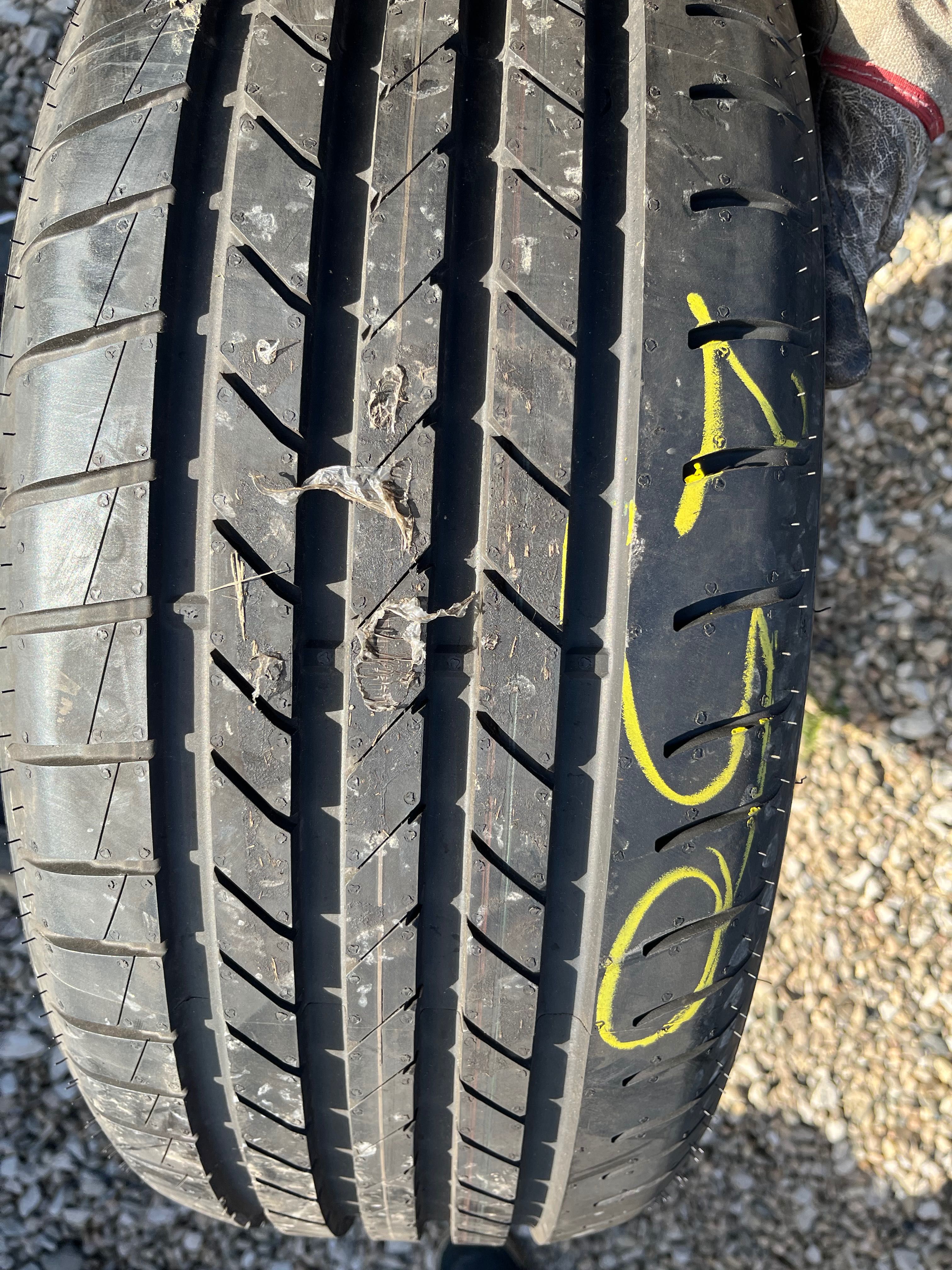 235/45 r19 de vara 2 Noi Goodyear