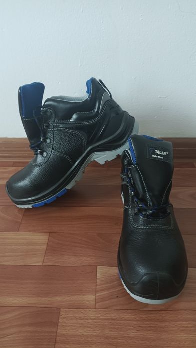 Спецботинка 40 размер