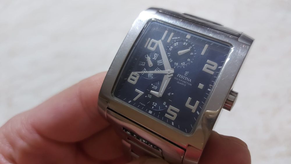 Ceas electronic barbati Festina
