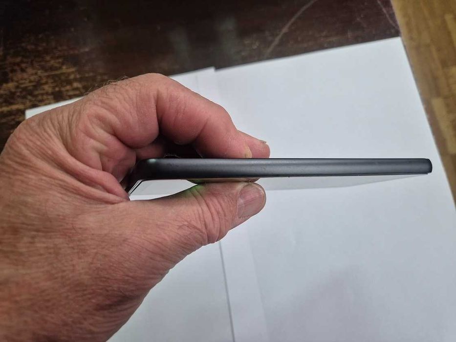 Samsung A33 5G перфектен