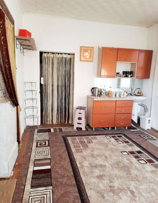 Квартира продаётся Чиланзар 15 квартал 1/2/16 50м2 меб тех хокимият