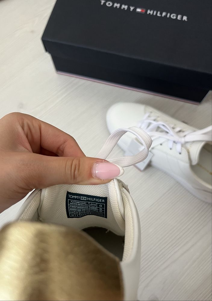 Сникърси Tommy Hilfiger