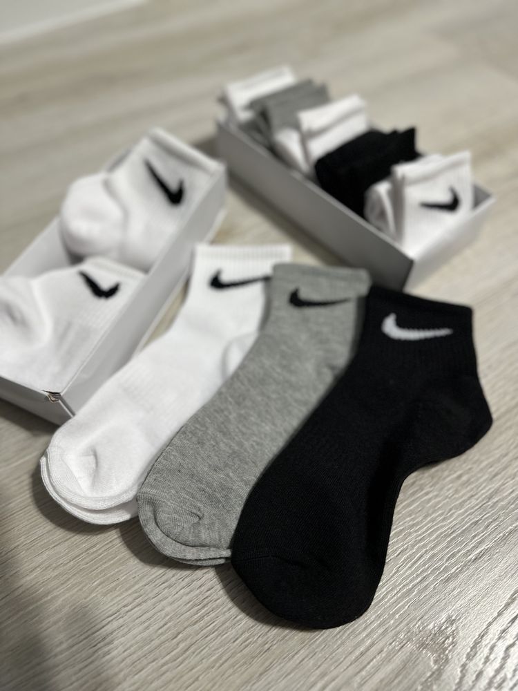 Продаю носки Nike
