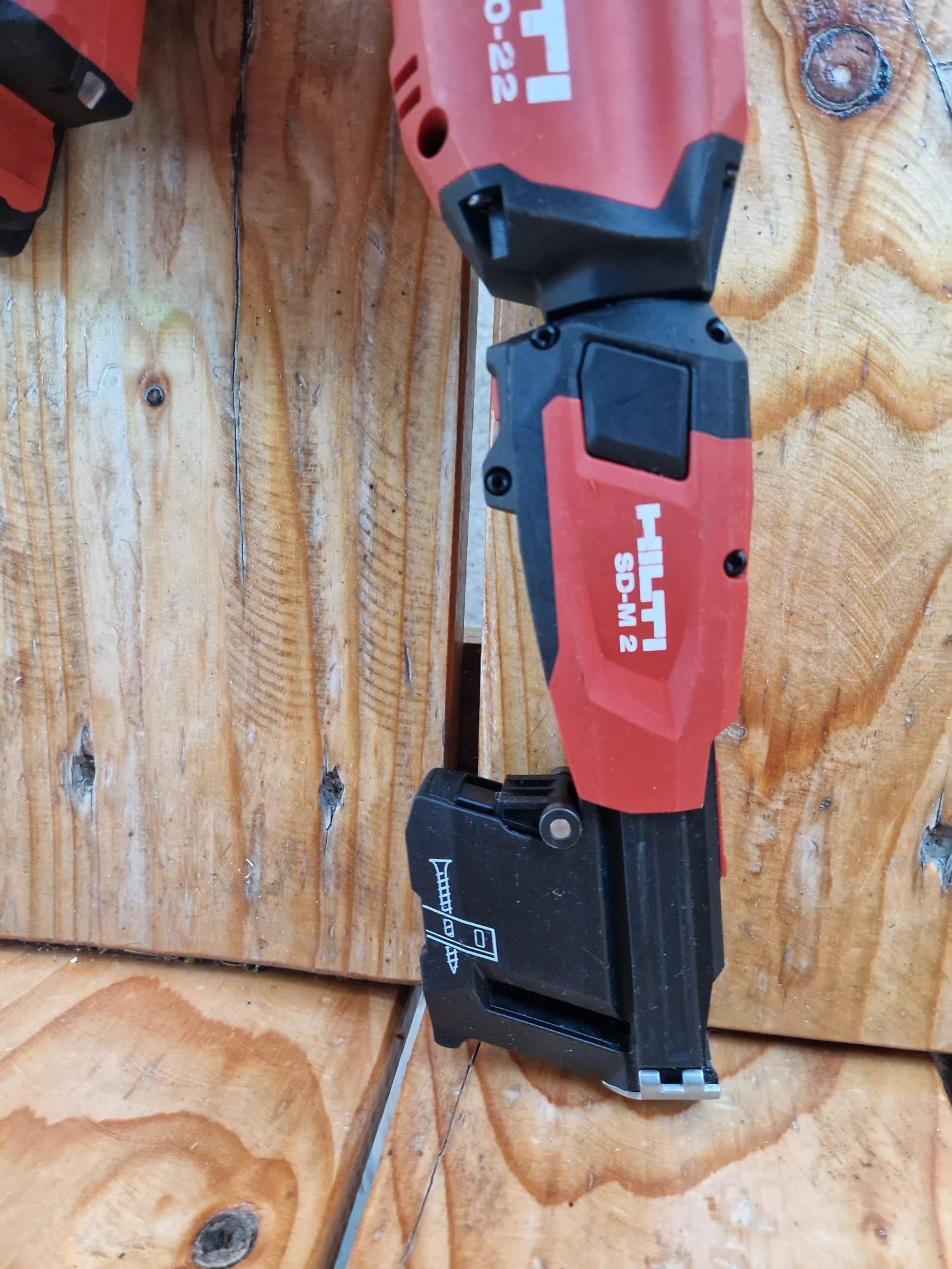 Hilti autofiletanta pentru rigips