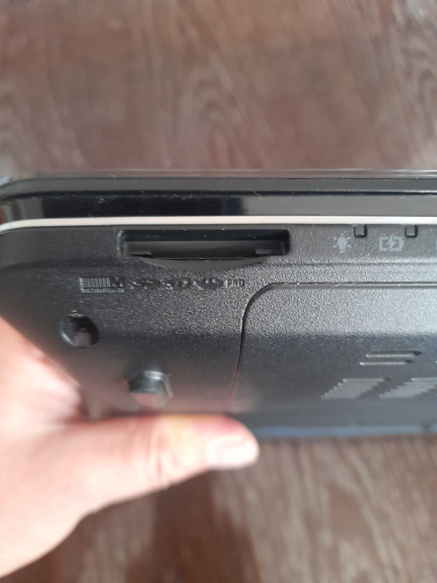 Лаптоп ACER ASPIRE E1 571G