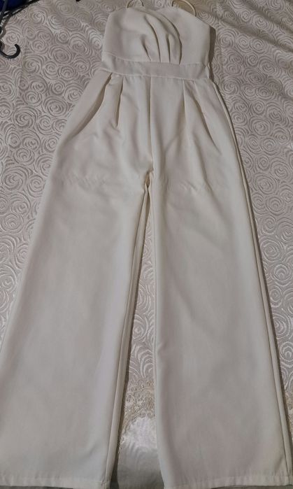 Гащеризон в бял цвят