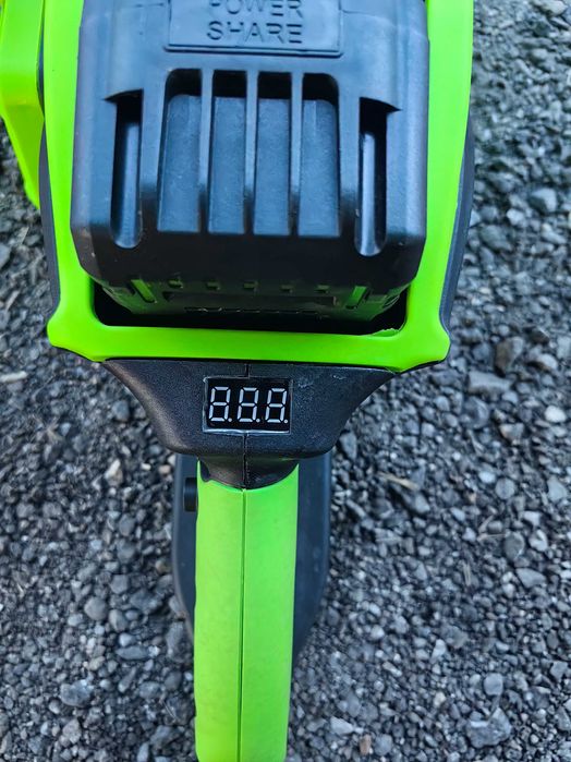 Топ Оферта Акумулаторна резачка+омасл.30см 2 вериги1/2 батерии 42V10Ah