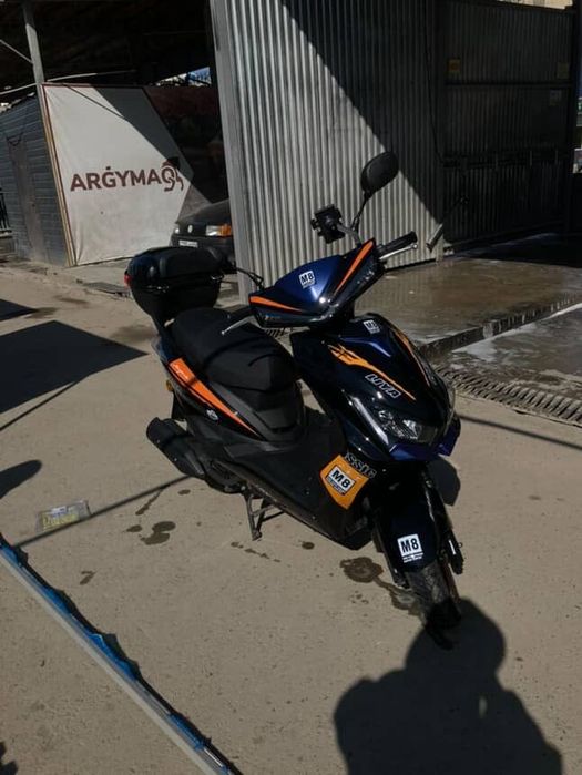 Мопед М8 мотор Liya