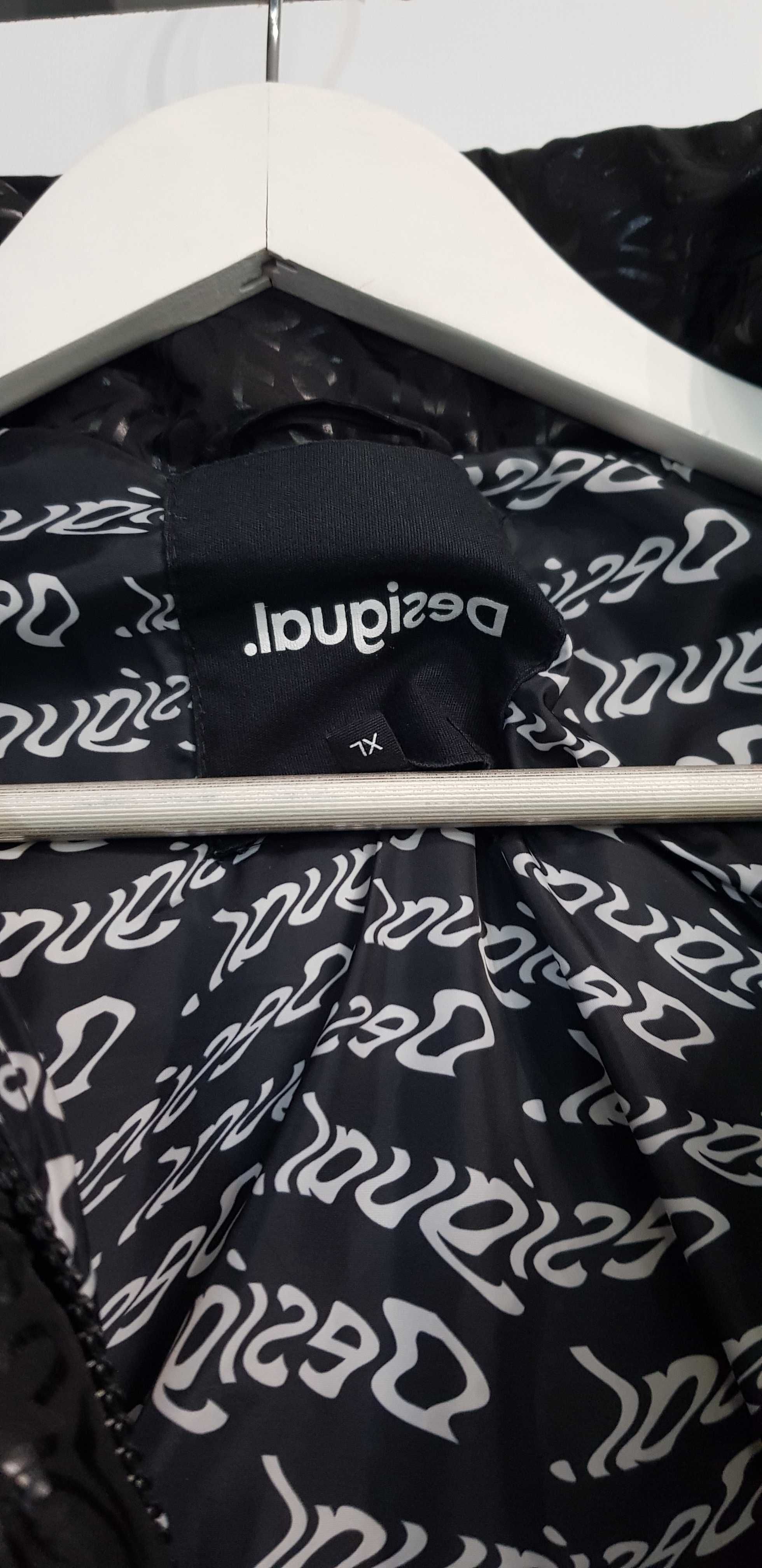Продавам грейка на марката Desigual, размер XL