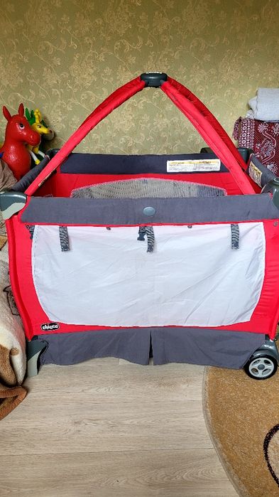 Продам манеж Chico