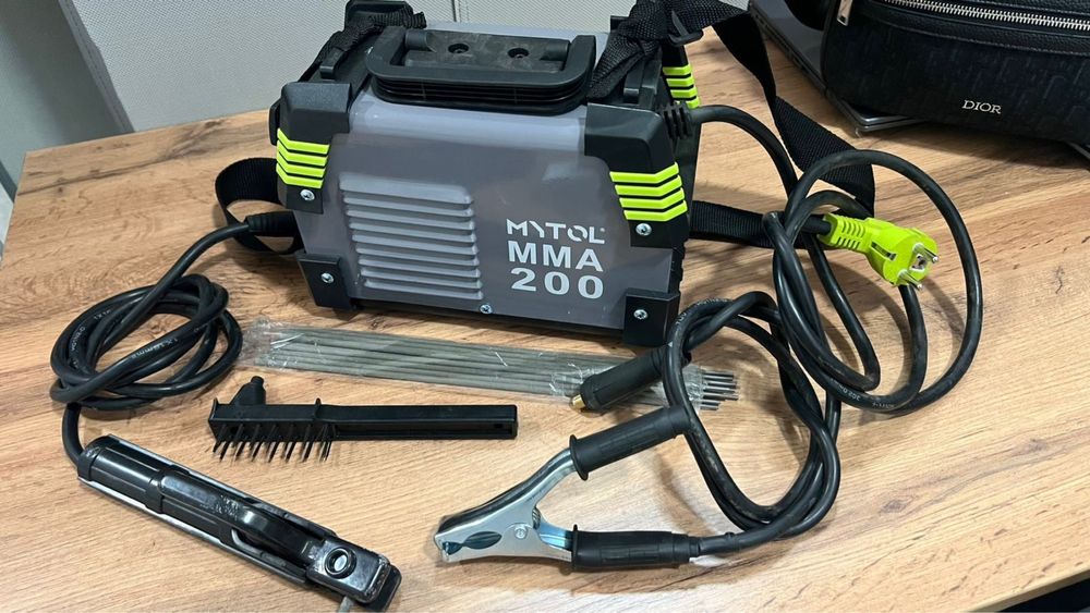 Сварочный аппарат Mitol MMA 200 (Ашимова 4а/2))