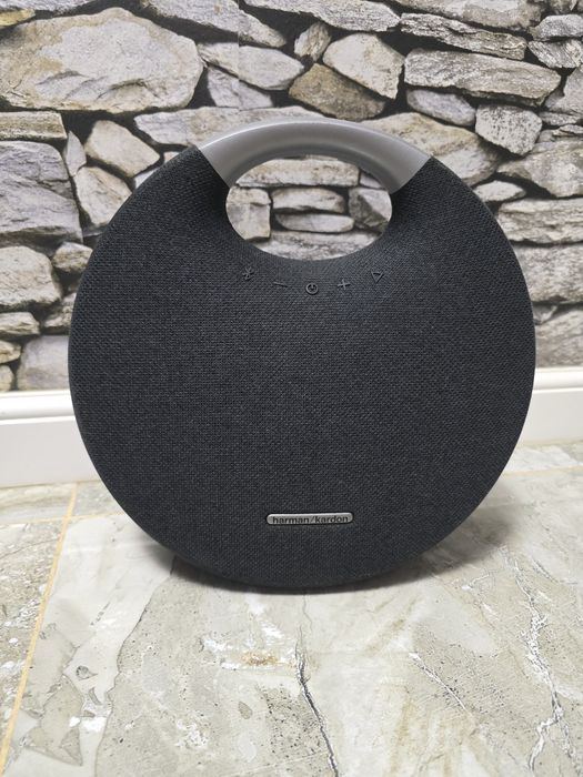 Harman kardon onyx studio 5