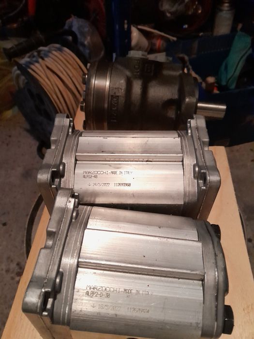 Pompe hidraulice și un motor hidraulic