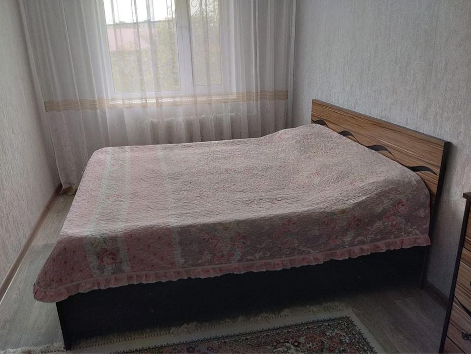 Спальный гарнитур , прихожая