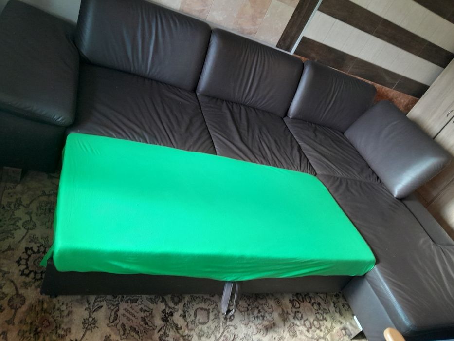 Vand coltar din piele