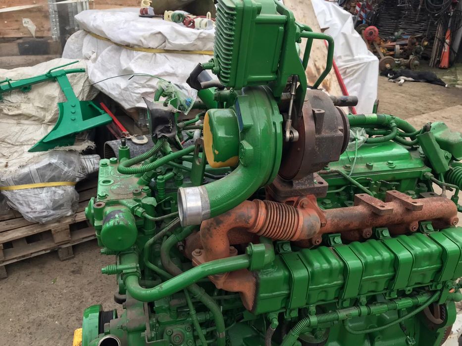 Motor JohnDeere aproape Nou