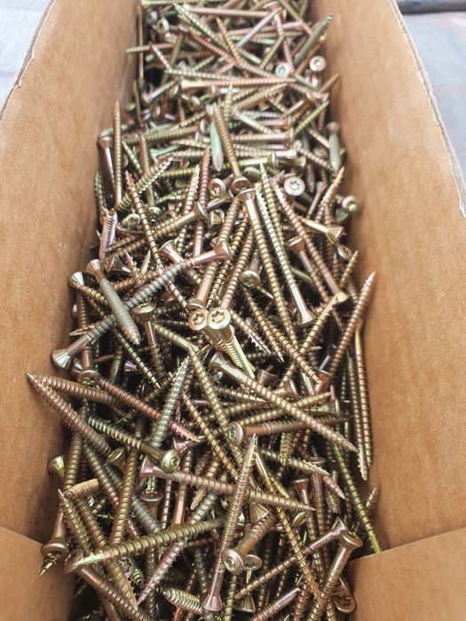 Suruburi pentru lemn cu cap inecat Tox sau Pz