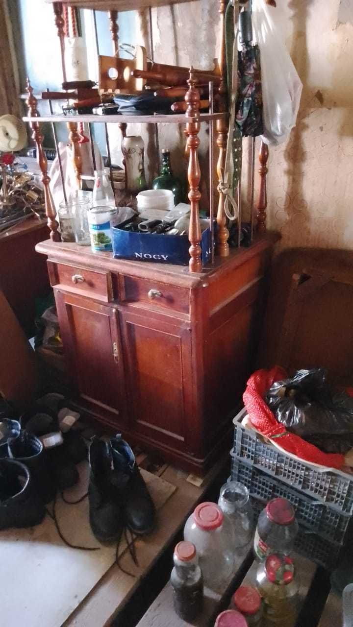 Продам этажерку в отличном состоянии
