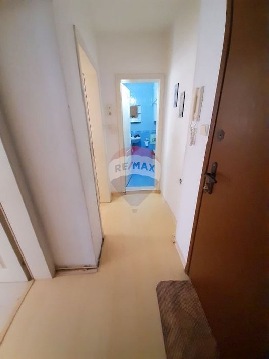 Дава се под наем Двустаен апартамент в Варна, Операта - 48 кв.м за 306 € - Снимка #7