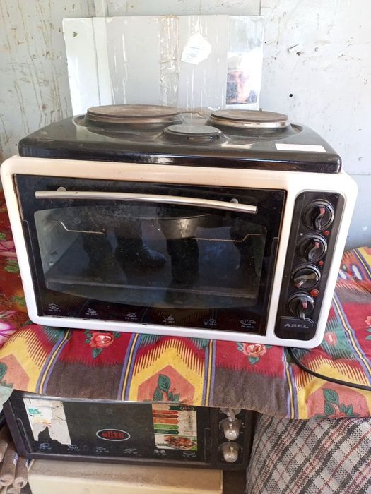 Таза колланылган Печь сатылады.Устинде 2ки плитасы бар.