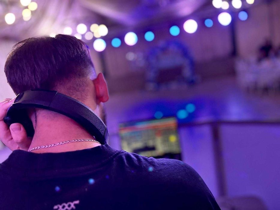 DJ & MC - Evenimentul tau, pasiunea noastra!