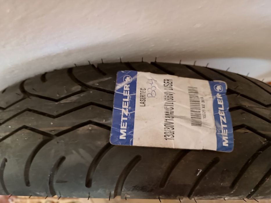 Резина шина  на мотоцикл 50000