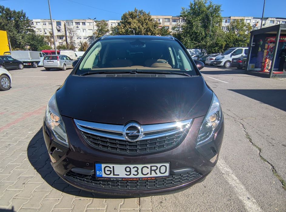 Opel Zafira 7 locuri