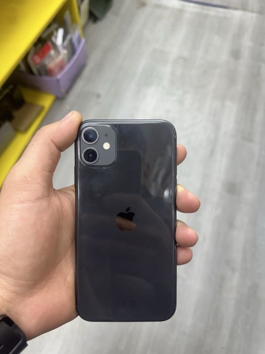 Iphone 11 памят 128гб ескость 81%