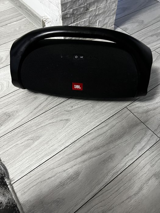 Canton,JBL,Marshall Bose