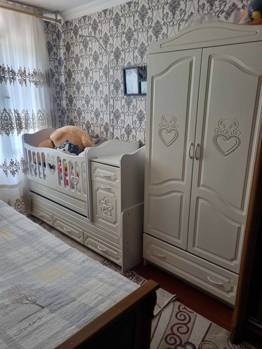 Spalny kravat .Detskiy kravat va shkaf