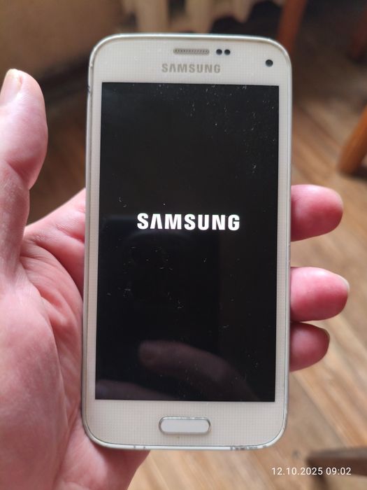 Samsung S5 mini -16гб