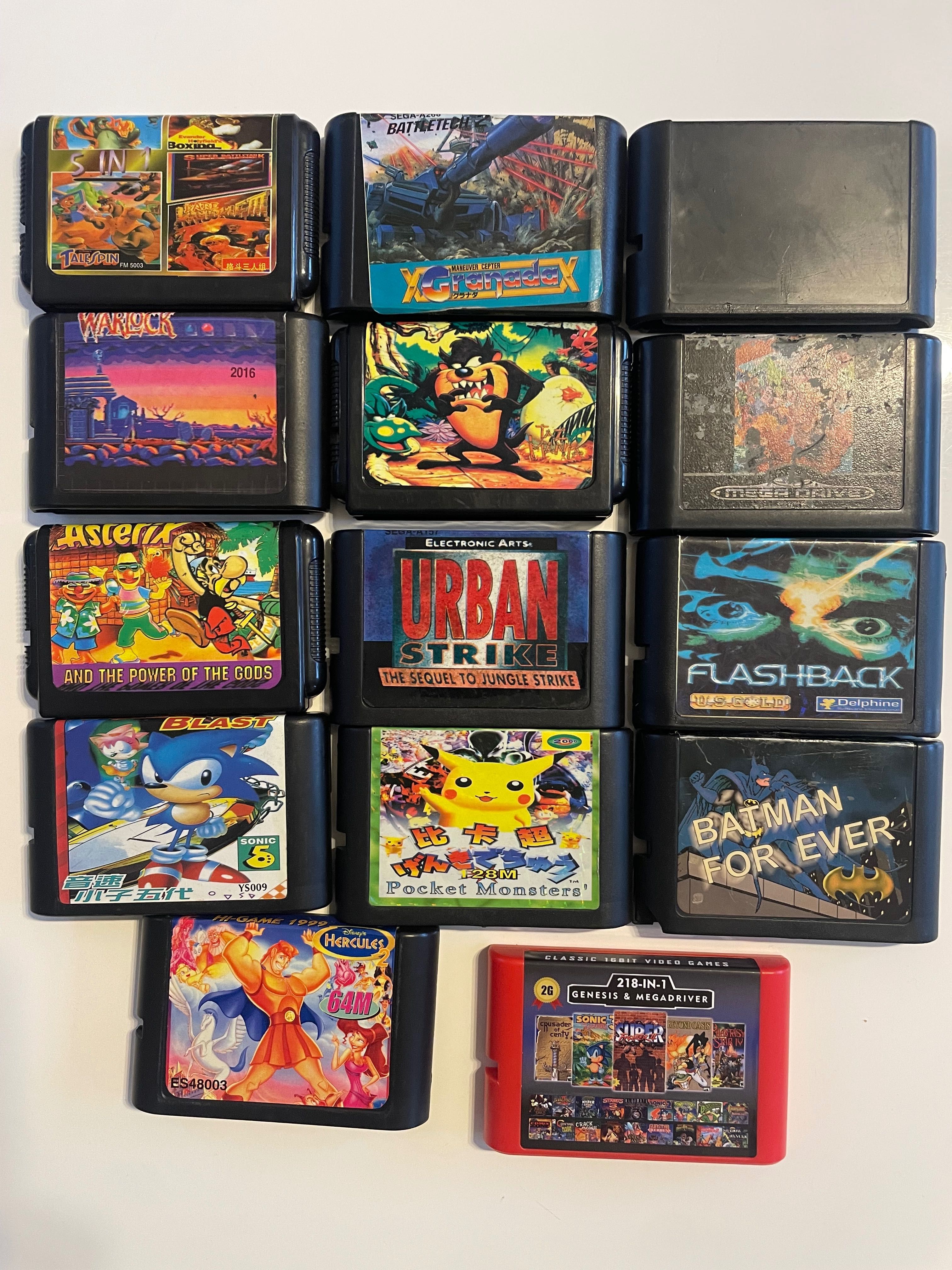 SEGA mega drive II + 14 дискети + телевизор 14 инча-подарък