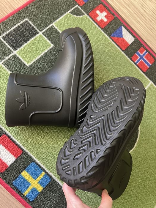 Дамски ботуши Adidas Adifom